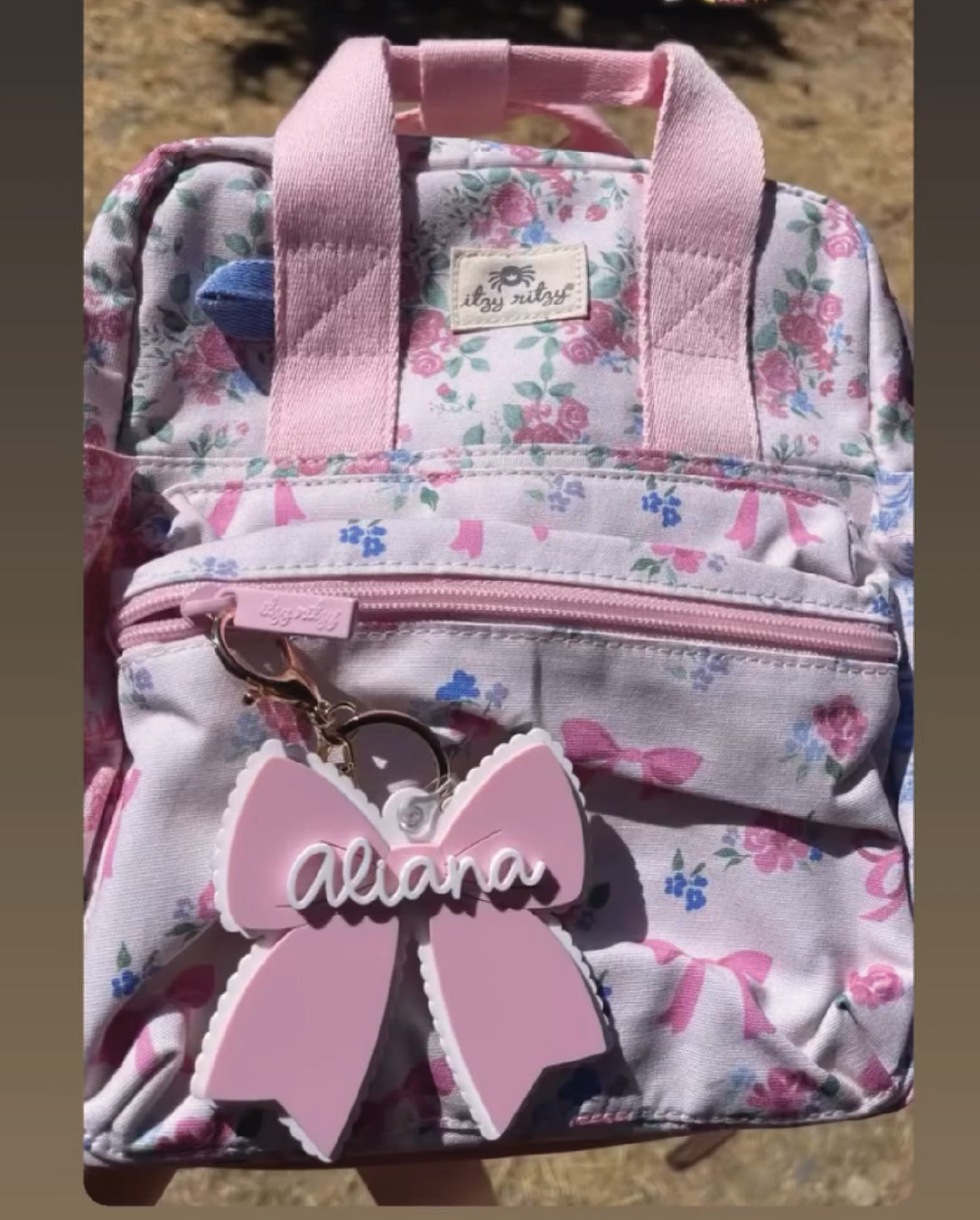 BAG TAG  ACRYLIC BOW